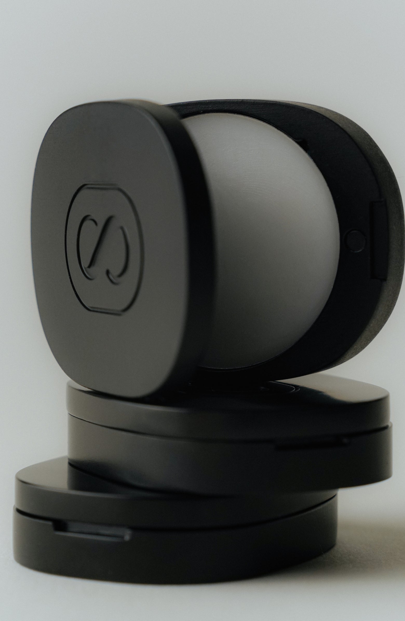 Braless: The Solid Perfume