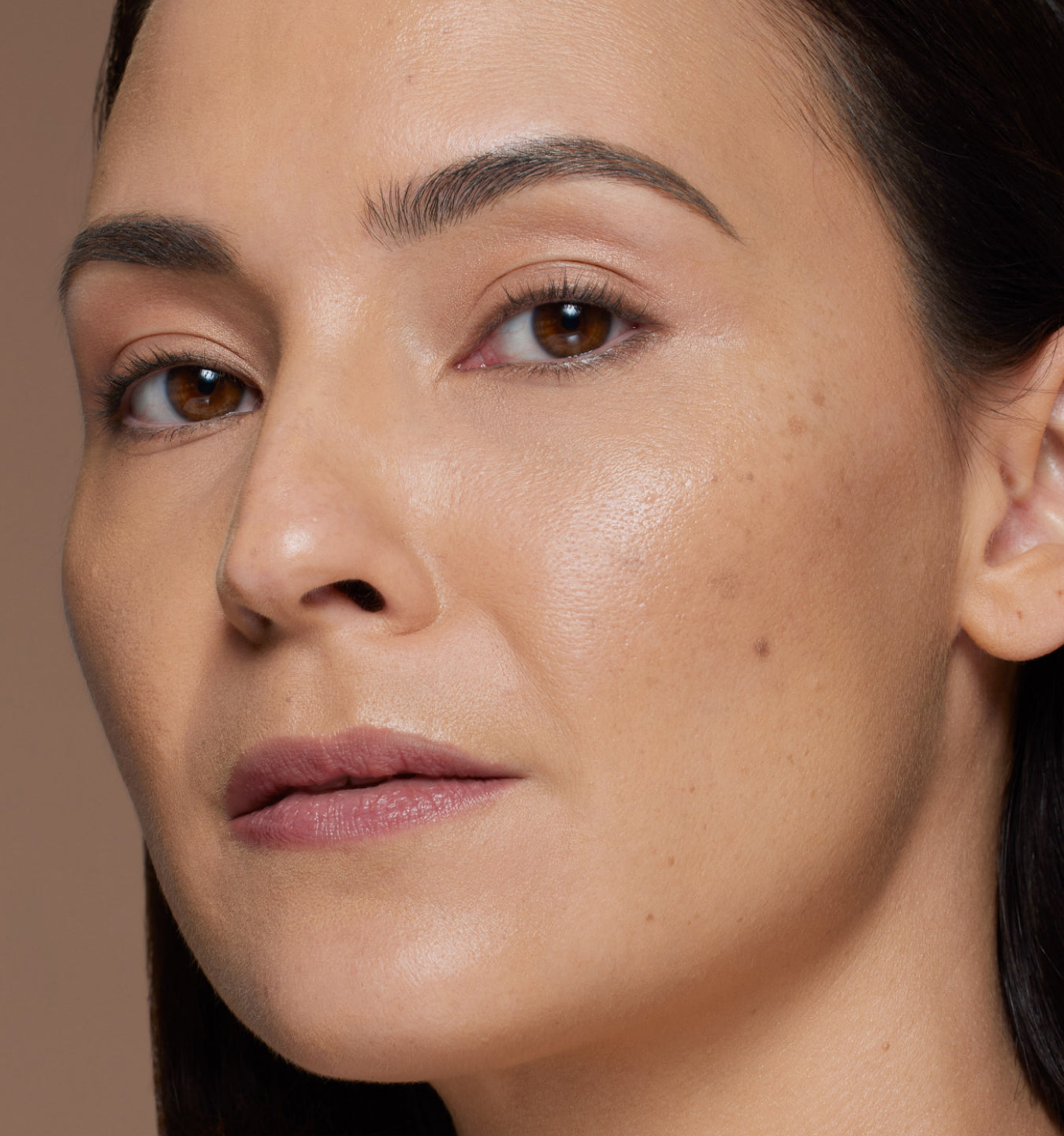 Come Closer Serum Foundation